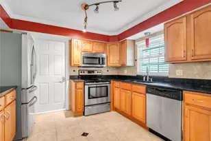 14331 Apache Ave, Largo, FL 33774 - Photo 10