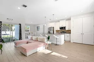 643 Flynn St SE, Palm Bay, FL 32909 - Photo 10