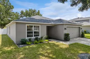 1887 Vale Dr, Clermont, FL 34711 - Photo 2
