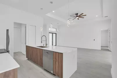 9108 Santa Lucia Drive, Port Charlotte, FL 33981 - Photo 12