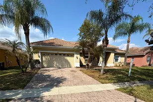 3637 Weatherfield Dr, Kissimmee, FL 34746 - Photo 2