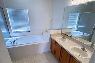 3637 Weatherfield Dr, Kissimmee, FL 34746 - Photo 12