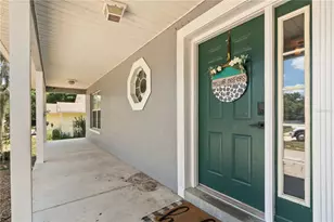 10022 Carole Pl, Leesburg, FL 34788 - Photo 6
