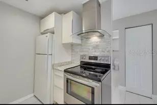 334 48th Ave N, Saint Petersburg, FL 33703 - Photo 6
