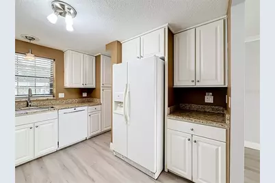 101 N Grandview Street #205, Mount Dora, FL 32757 - Photo 22