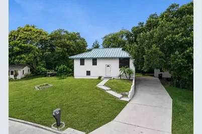218 Lavender Court, Orlando, FL 32807 - Photo 2