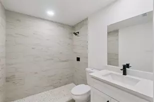 218 Lavender Ct, Orlando, FL 32807 - Photo 30