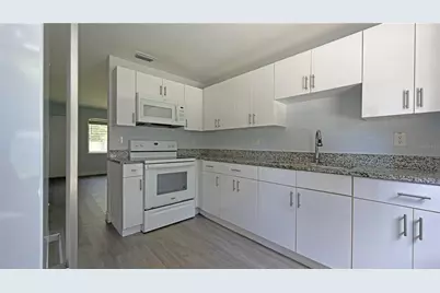 126 Palm Drive, Daytona Beach, FL 32117 - Photo 14