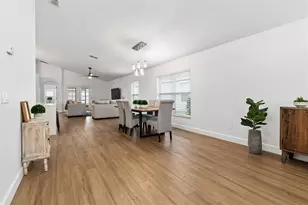 14018 Budworth Cir, Orlando, FL 32832 - Photo 2