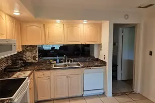 5860 La Costa Dr, Orlando, FL 32807 - Photo 6