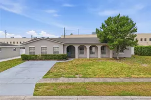 4 Carriage Hill Cir, Casselberry, FL 32707 - Photo 4