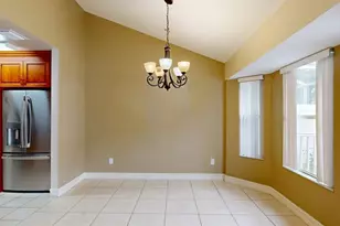 1009 Casa Del Sol Cir, Altamonte Springs, FL 32714 - Photo 4