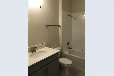 11124 Longleaf Woods Drive, Orlando, FL 32832 - Photo 12
