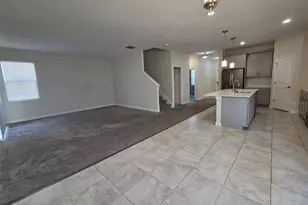 11124 Longleaf Woods Dr, Orlando, FL 32832 - Photo 4