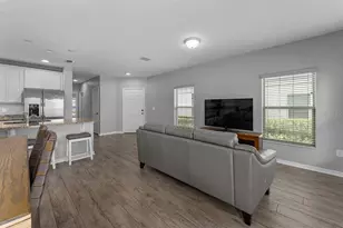 1037 Flowing Tide Dr, Orlando, FL 32828 - Photo 8