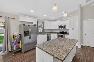 217 Valencia Rd, Debary, FL 32713 - Photo 8
