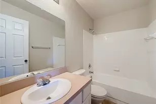 2550 N Alafaya Trail, Orlando, FL 32826 - Photo 20