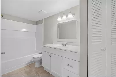 5116 Conroy Road #15, Orlando, FL 32811 - Photo 40