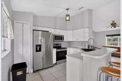2941 Bedford Street, Deltona, FL 32738 - Photo 6