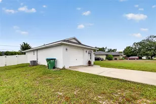 2941 Bedford St, Deltona, FL 32738 - Photo 4