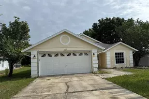357 Thornbush Pkwy, Davenport, FL 33837 - Photo 1