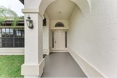 4621 35th Court E, Bradenton, FL 34203 - Photo 4