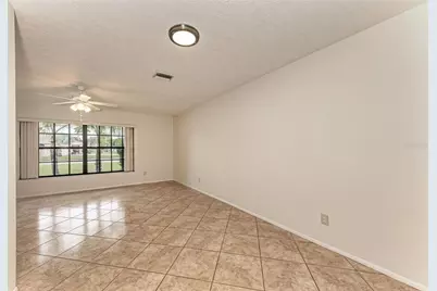 4621 35th Court E, Bradenton, FL 34203 - Photo 8