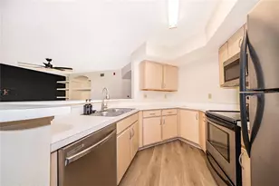 7210 Westpointe Blvd, Orlando, FL 32835 - Photo 12