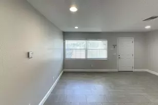1517 N Grandview St, Mount Dora, FL 32757 - Photo 8