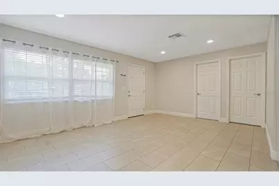 1517 N Grandview Street, Mount Dora, FL 32757 - Photo 8
