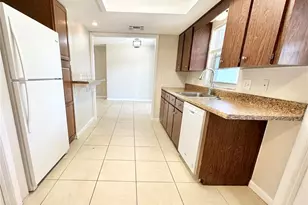 132 S Bulova Dr, Apopka, FL 32703 - Photo 8
