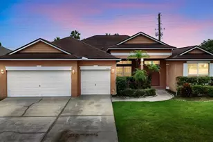13618 Old Dock Rd, Orlando, FL 32828 - Photo 2