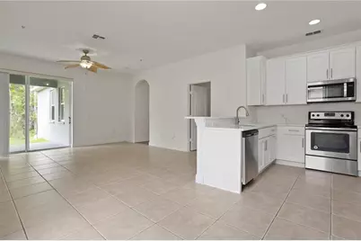 10402 Eastpark Lake Drive, Orlando, FL 32832 - Photo 12