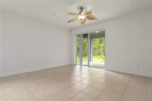 10402 Eastpark Lake Dr, Orlando, FL 32832 - Photo 10