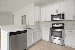 10402 Eastpark Lake Dr, Orlando, FL 32832 - Photo 14
