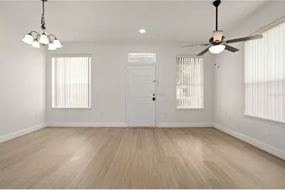 10402 Eastpark Lake Drive, Orlando, FL 32832 - Photo 4
