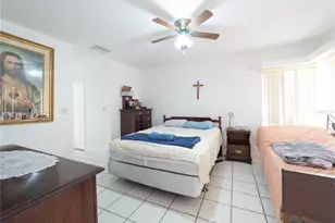2125 Triumfo Cir, Kissimmee, FL 34744 - Photo 24