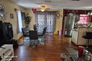 6121 Holiday Hill Ln, Orlando, FL 32808 - Photo 10