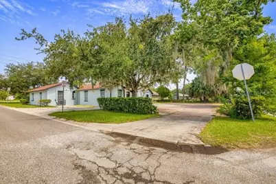 604 N Sinclair Avenue, Tavares, FL 32778 - Photo 24