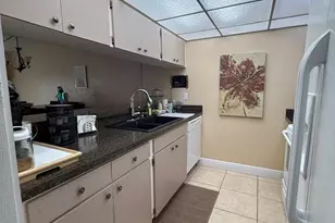 821 Pinewood Ct, Haines City, FL 33844 - Photo 10