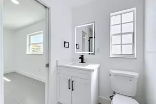 720 Capri Blvd, Saint Petersburg, FL 33706 - Photo 26