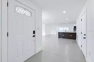 720 Capri Blvd, Saint Petersburg, FL 33706 - Photo 6