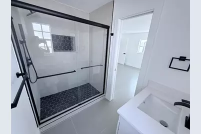 720 Capri Boulevard, Saint Petersburg, FL 33706 - Photo 20
