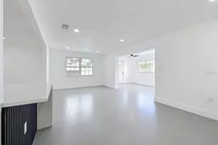 720 Capri Blvd, Saint Petersburg, FL 33706 - Photo 18
