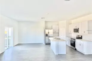 3783 NE 30th Ter, Ocala, FL 34479 - Photo 4