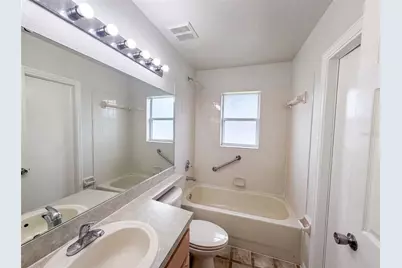 1038 Highland Crest Circle, Lake Wales, FL 33853 - Photo 14