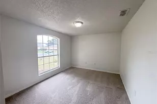 1038 Highland Crest Cir, Lake Wales, FL 33853 - Photo 4