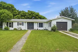 1220 Sienna Ct, Deltona, FL 32725 - Photo 2