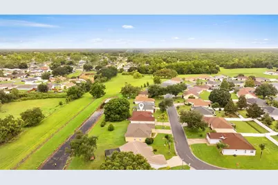 8207 Westmont Terrace Drive, Lakeland, FL 33810 - Photo 38