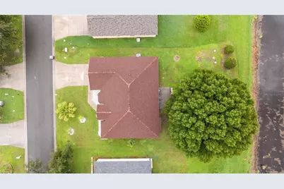 8207 Westmont Terrace Drive, Lakeland, FL 33810 - Photo 40